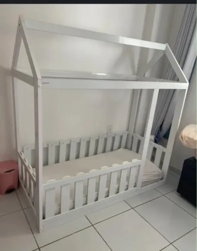 Cama montessoriana 