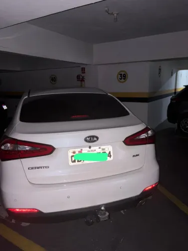 Kia Motors Cerato 1.6 16V Flex Aut. 2015