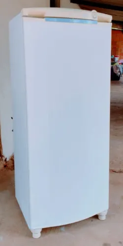Geladeira Consul degelo seco 220vts