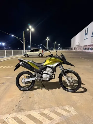 XRE 300 Impecável