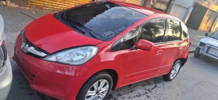 Honda fit sucata retirada de peças somente