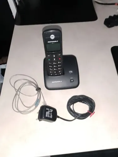 Telefone sem fio usado.
