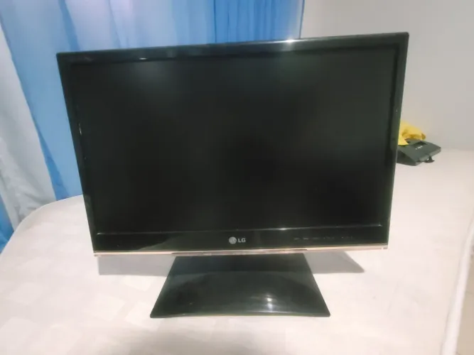 TV/Monitor Gamer LG Full HD novo!