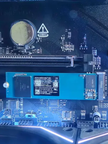 SSD WESTERN DIGITAL 1TB M.2 | Leitura 2450MB/s | Gravação 2040MB/s