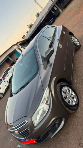 Chevrolet Onix Hatch LT 1.0 8V Flex Power Mec. 4P 2014