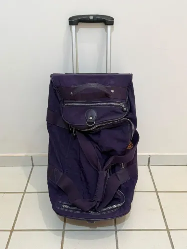 Mala de Viagem Kipling Original com Rodinhas e Puxador - Roxa