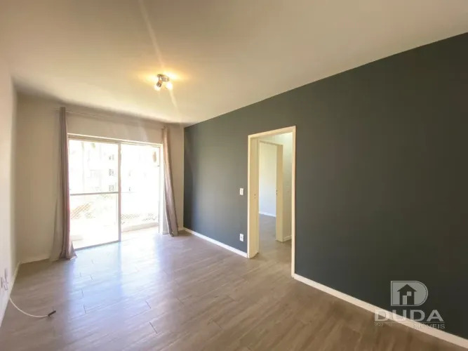 Apartamento semi mobiliado 2 quartos para locação