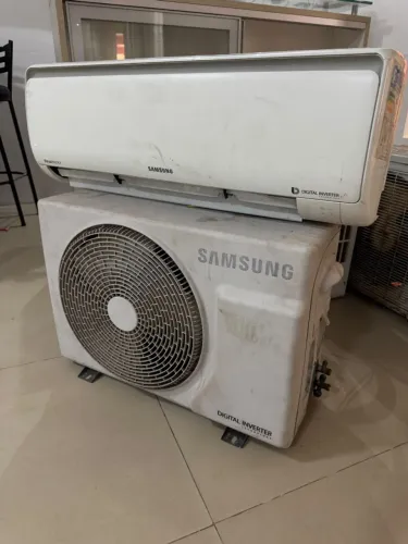 Ar condicionado Sansung inverter 9000 BTUS mil reais