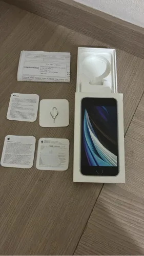 iPhone SE (2 geração - 2020)