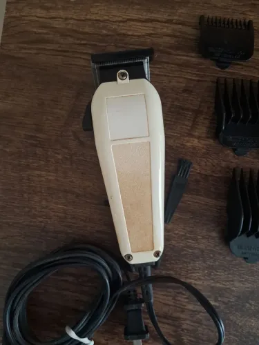 Máquina de cortar cabelo Wahl