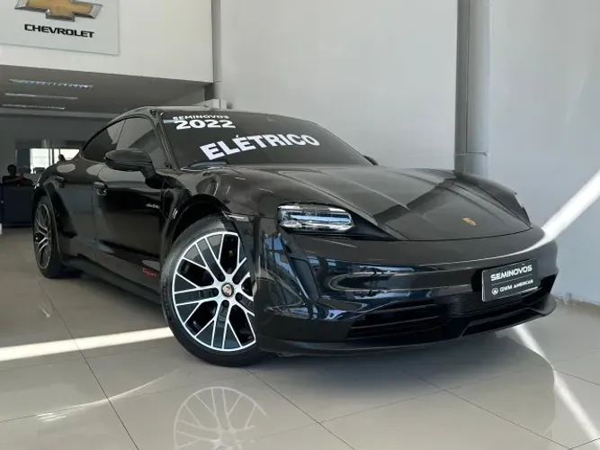 Porsche Taycan (elétrico) 2022