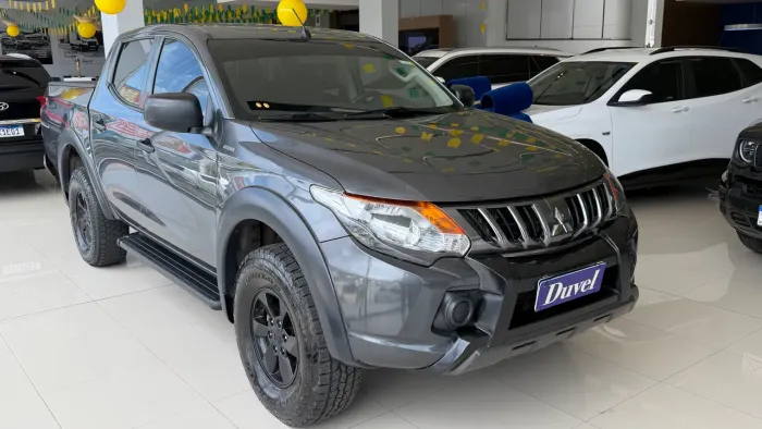 Mitsubishi L200 Tri. Outdo. GLS 2.4 CD 4X4 Die. AUT 2022