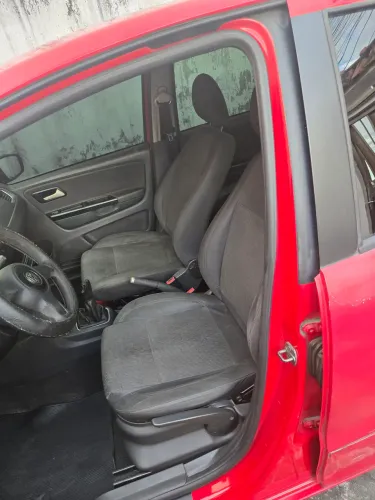 Volkswagen Fox 1.0 MI Total Flex 8V 5P 2013