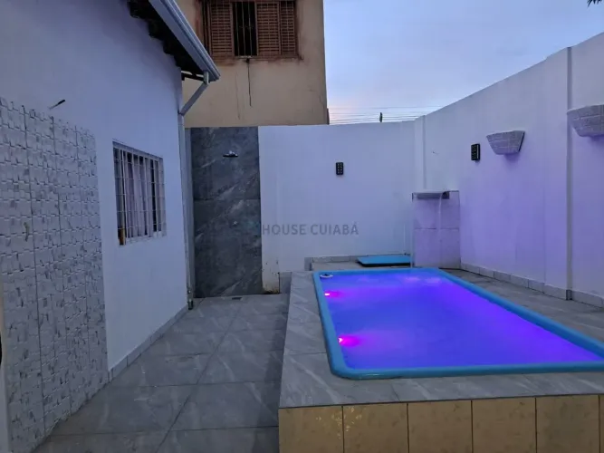 casa no bairro centro sul da cidade de CuiabáMT