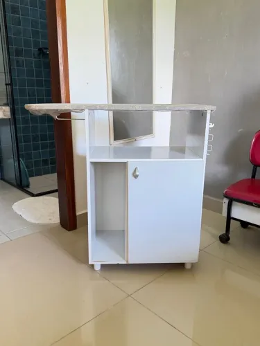 Móvel de passar roupa