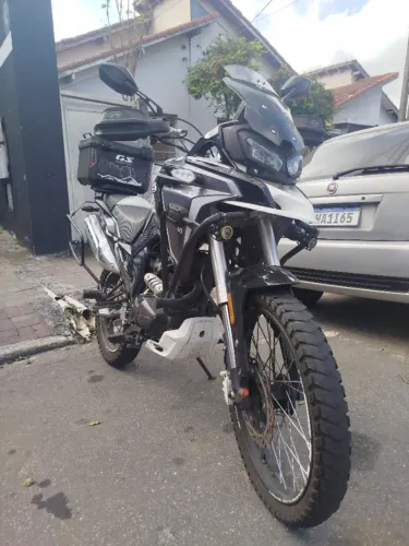 Linda SHI 250