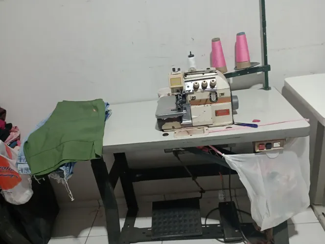Vendo máquina de costura industrial perfeito estado de uso