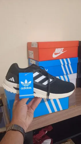 Tênis Adidas A-Boost (Tam 38)