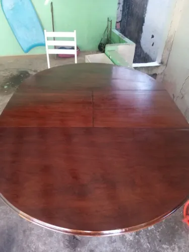 Mesa estilo colonial - Super resistente - Verniz novo 