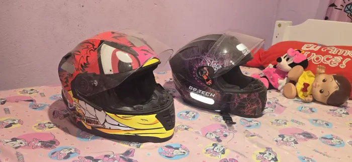 Capacete