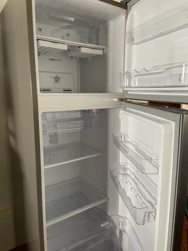 Geladeira 371L Eletrolux