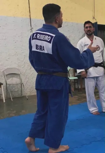 KIMONO JUDO SHIROI USADO AZUL