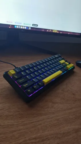 Teclado mecânico magnético atack shark 60%
