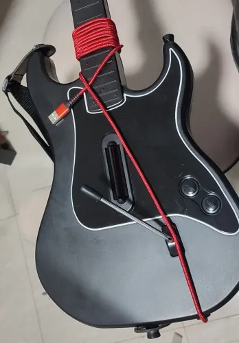 Guitarra Guitar Hero / Rock Band - KRAMER, com mod