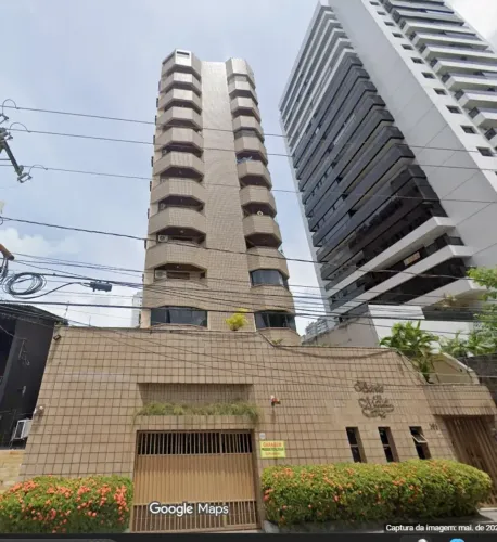 Triplex para venda com 420 metros quadrados em plena Batista Campos - Belém - PA