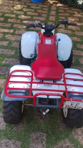 Quadriciclo Polaris em Perfeito estado totalmente reformado em 2025