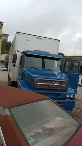 Mercedes Benz 1620