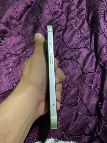 Vendo iPhone 13 128 gb ?