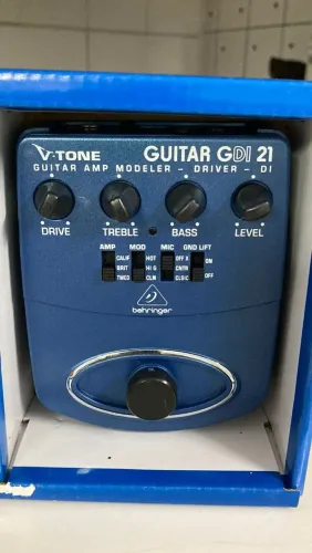 Behringer V Tone Pré Amp