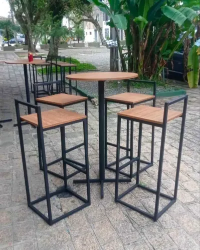 Conjunto bistrô 4 banquetas