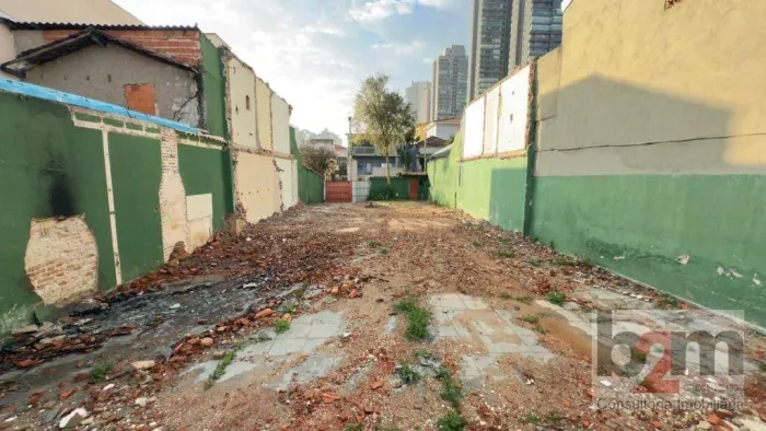 EXCELENTE TERRENO PONTO ESTRATÉGICO