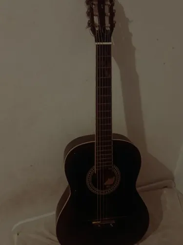 Vendo violão Menphis