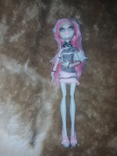 Boneca Monster High Rochelle Goyle Ghouls Night Out