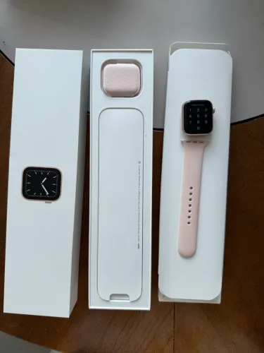 Apple Watch 5 40mm - pulseira rosa  
