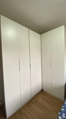 Guarda roupa de canto - em L