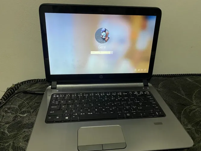 Vende-se notebook HP