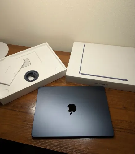 MacBook Air M4 (256/16) Garantia 09/27