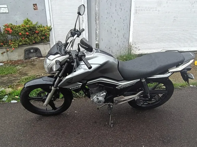 Vendo Motocicleta Honda 