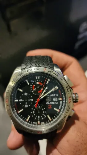 Relógio lindo f1