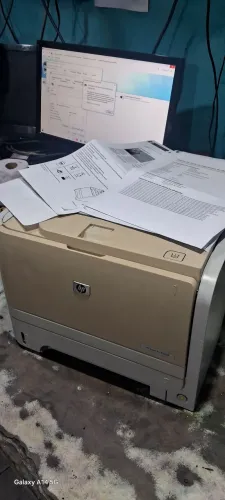 Vendo HP 2035 Impressora Laser a toner.