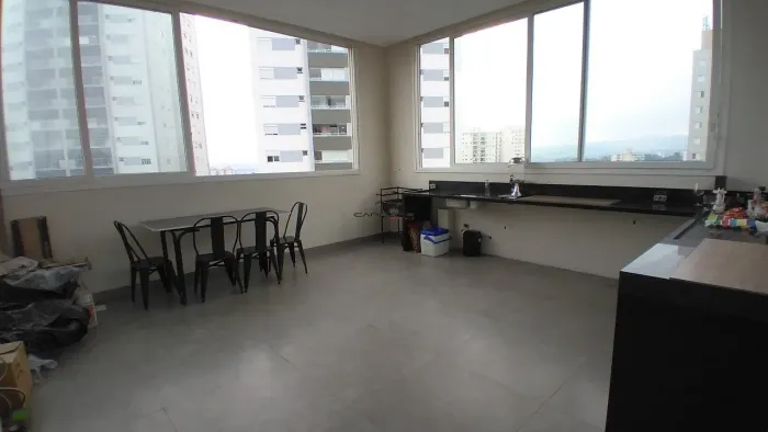APARTAMENTO DUPLEX | 248M² | 7 DORMITÓRIOS (3 SUÍTES) | 6 BANHEIROS | 4 VAGAS | GUARULHOS