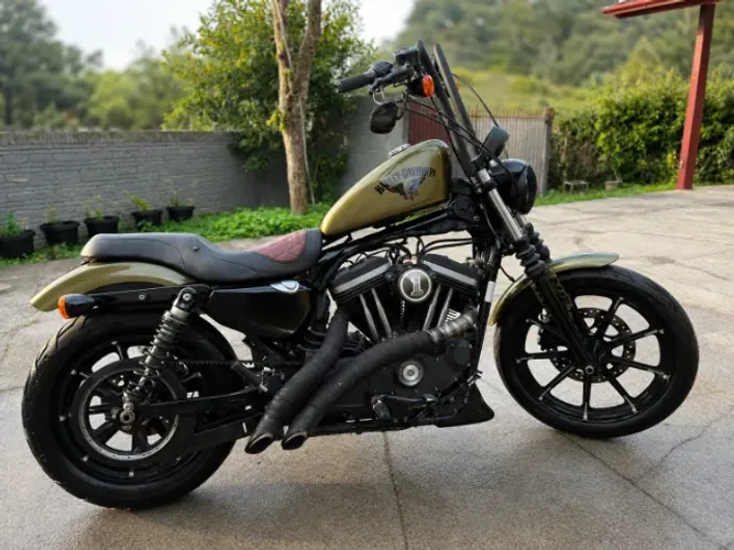 HARLEY-DAVIDSON XL 883N IRON 2017 - CUSTOMIZADA
