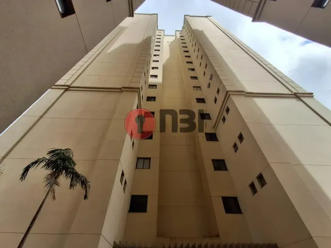 Apartamento para locação no Green Plaza Residence-2 quartos-banheiros-elevador