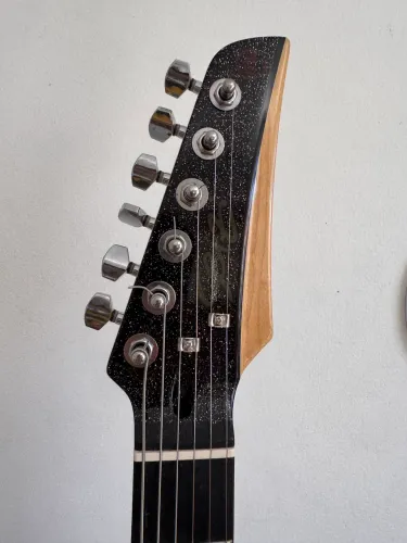 Guitarra Seizi Fun HSS- Stratocaster