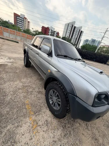 Mitsubishi L200 Outdoor GLS 2.5 4X4 CD TDI Diesel 2009