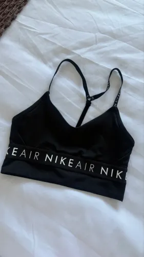 Top Nike Air